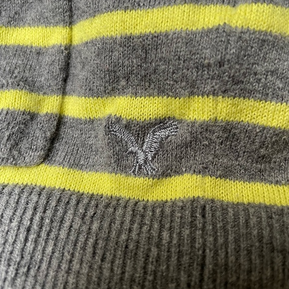 American Eagle Cotton Cardigan Sweater Grey w/ green/yellow stripes SZ Small - Picture 2 of 8